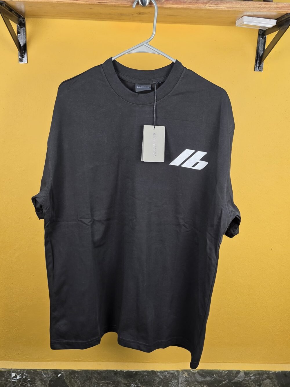BALENCIAGA T SHIRT