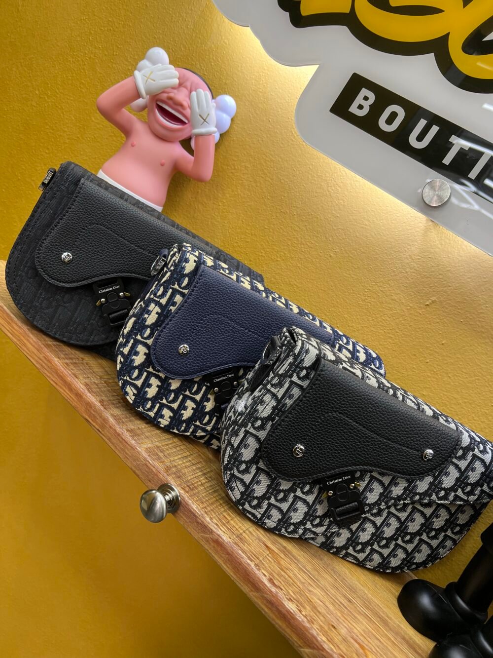DIOR RIÑONERA