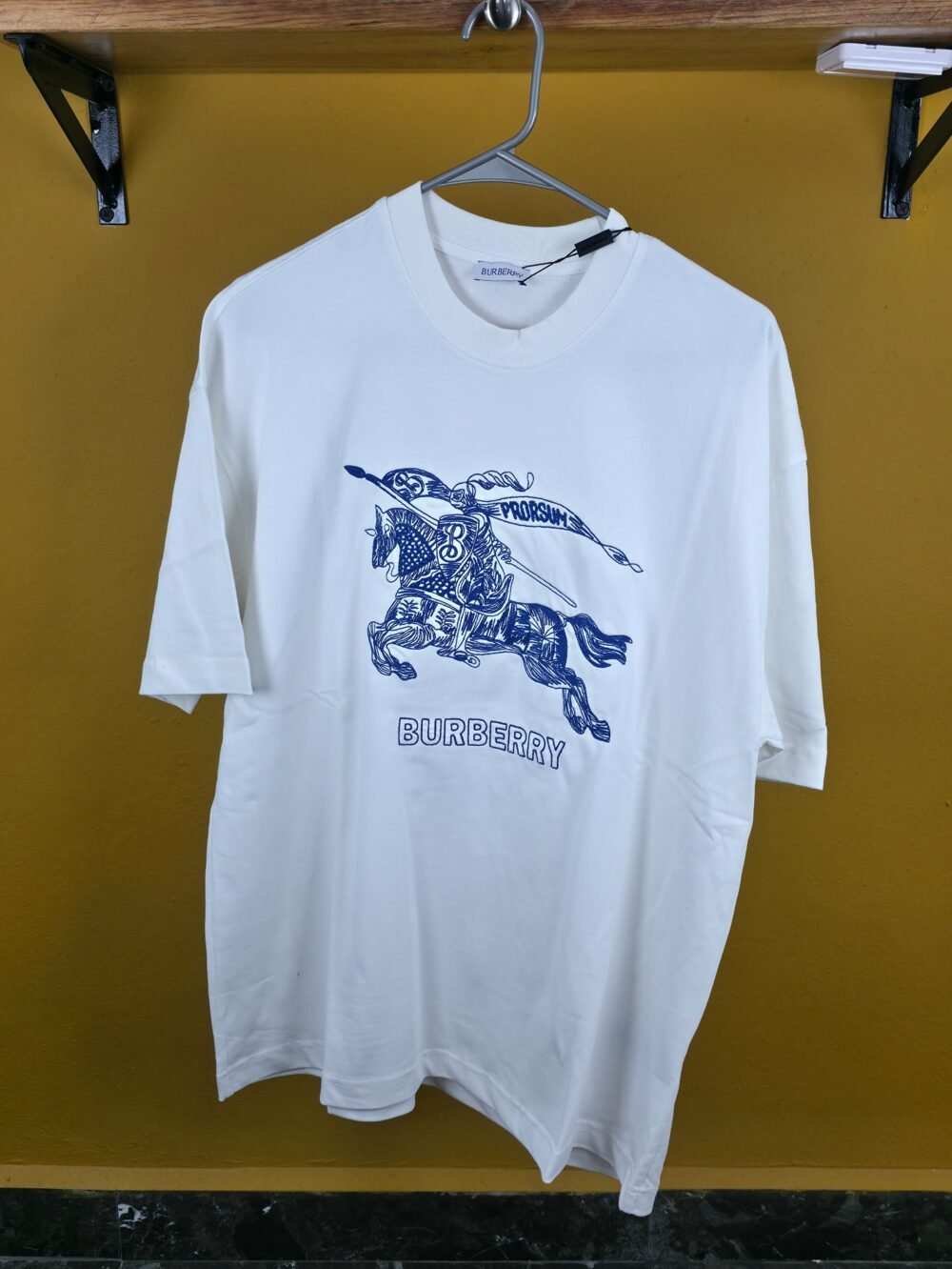 BURBERRY BLUE/WHITE T SHIRT